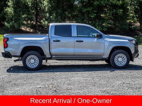 Used 2023 Chevrolet Colorado W/T RWD image 9