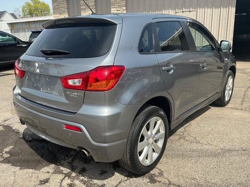Used 2012 Mitsubishi Outlander Sport SE image 3