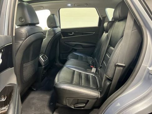 Used 2020 Kia Sorento EX image 21