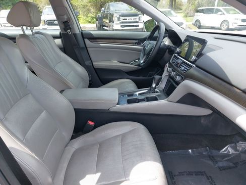 Used 2018 Honda Accord EX-L image 10