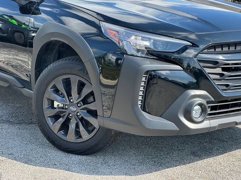 Used 2025 Subaru Outback Onyx Edition AWD/4WD image 10