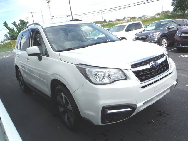 Used 2017 Subaru Forester 2.5i Premium w/ All-Weather Package AWD/4WD image 6