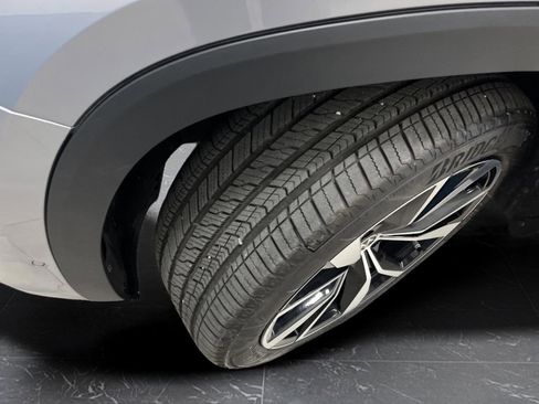 Used 2024 Volkswagen Atlas Cross Sport SEL Premium R-Line image 39