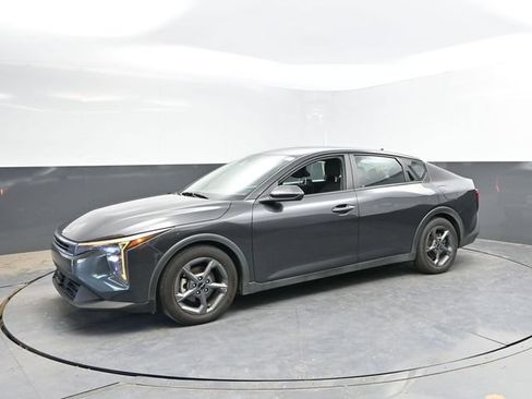 Used 2025 Kia K4 FWD image 8