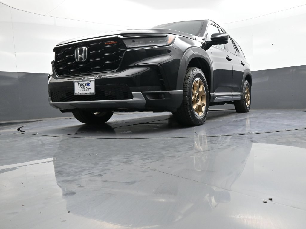 Certified 2024 Honda Pilot TrailSport image 28