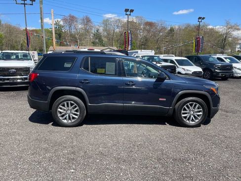 Used 2017 GMC Acadia SLE w/ Driver Alert Package I AWD/4WD image 4