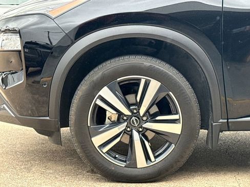 Used 2023 Nissan Rogue SL w/ SL Premium Package image 6