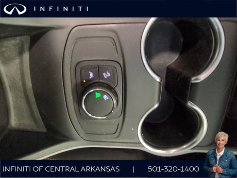 Used 2020 GMC Terrain SLE image 12