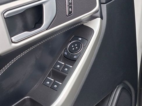 Certified 2023 Ford Explorer XLT w/ Equipment Group 202A image 24