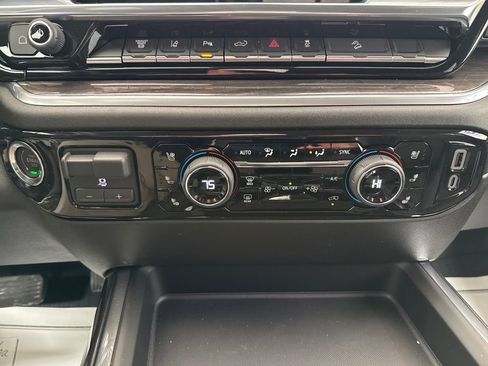 New 2026 Chevrolet Silverado 2500 LTZ w/ LTZ Convenience Package image 35