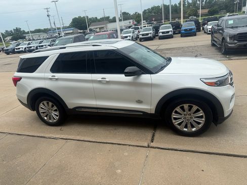 Used 2023 Ford Explorer King Ranch w/ Technology Package AWD/4WD image 11
