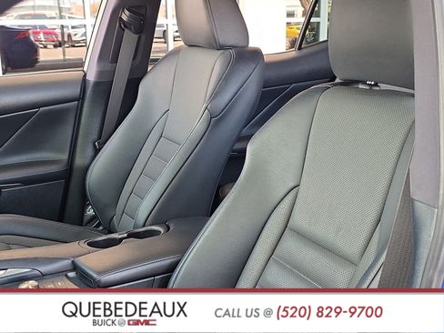 Used 2019 Lexus IS 300 F Sport w/ F Sport Package RWD image 8