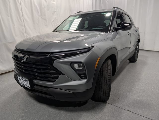 New 2026 Chevrolet TrailBlazer LT w/ Midnight Edition FWD image 7