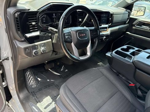 Used 2024 GMC Sierra 1500 SLE RWD image 18