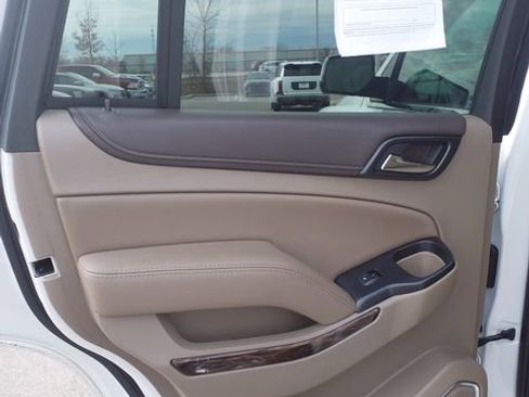 Used 2016 GMC Yukon SLT w/ Open Road Package image 19