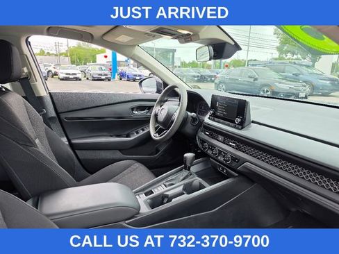 Used 2025 Honda Accord SE image 11