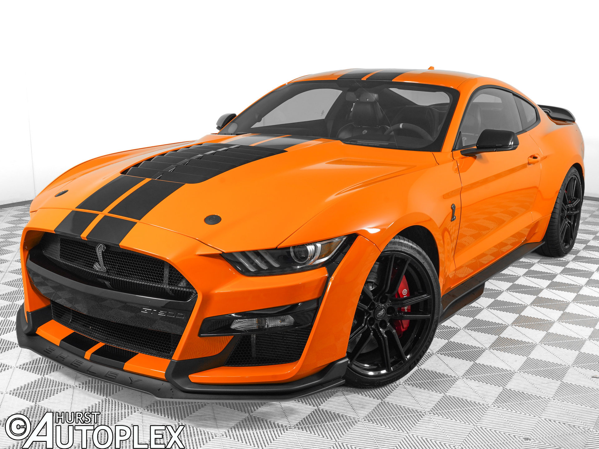 Used 2021 Ford Mustang Shelby GT500 w/ Technology Package RWD image 1