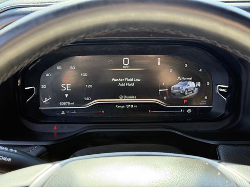 Used 2023 GMC Yukon Denali image 18