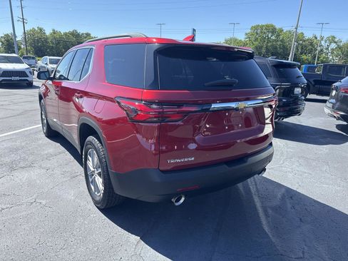 Certified 2023 Chevrolet Traverse LT w/ LPO, Floor Liner Package FWD image 4