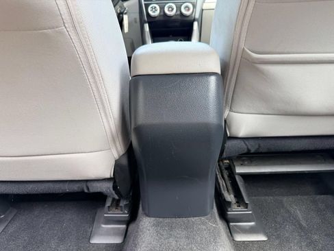 Used 2017 Subaru Forester 2.5i w/ Alloy Wheel Package AWD/4WD image 28