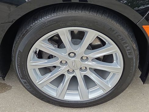 Used 2024 Cadillac CT5 Luxury RWD image 7