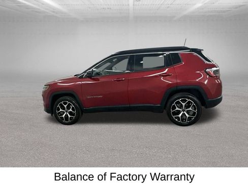 Used 2025 Jeep Compass Limited AWD/4WD image 8