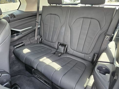 Used 2019 BMW X7 xDrive40i image 32