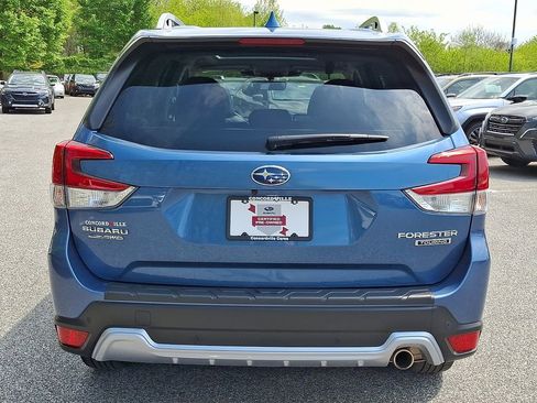 Certified 2023 Subaru Forester Touring AWD/4WD image 6