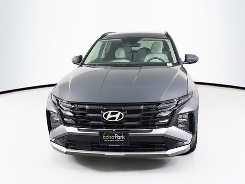 Used 2025 Hyundai Tucson SEL FWD image 2