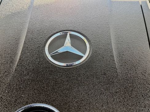 Used 2023 Mercedes-Benz GLC 300 image 43