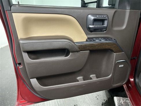 Certified 2019 GMC Sierra 2500 Denali w/ Duramax Plus Package image 22