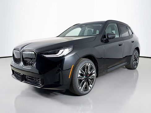 Used 2025 BMW X3 xDrive30i w/ M Sport Package image 3