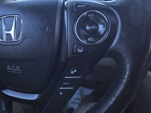 Used 2018 Honda Pilot Elite image 29