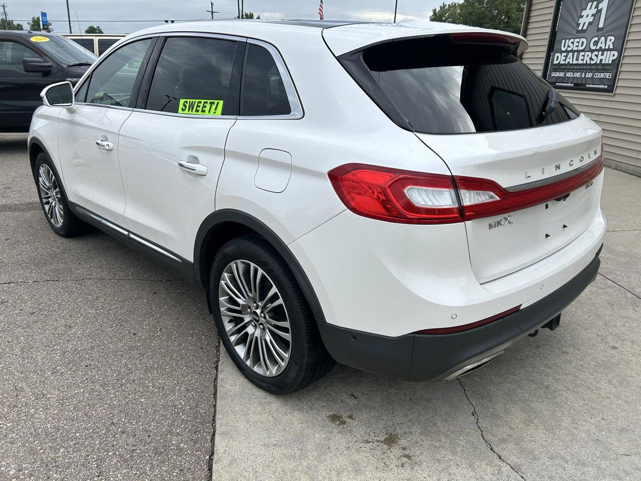 Used 2016 Lincoln MKX Reserve w/ Luxury Package AWD/4WD image 7