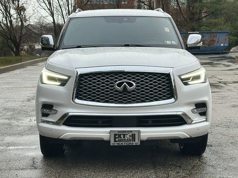 Used 2022 INFINITI QX80 Sensory image 3