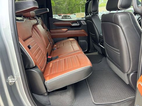 Used 2023 GMC Sierra 1500 Denali Ultimate AWD/4WD image 19