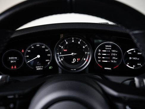 Certified 2023 Porsche 911 Carrera RWD image 15