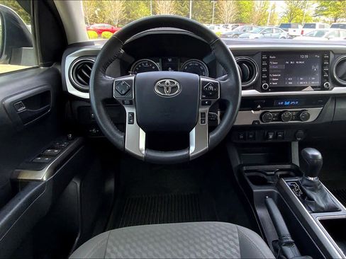 Used 2023 Toyota Tacoma SR5 w/ Technology Package image 6