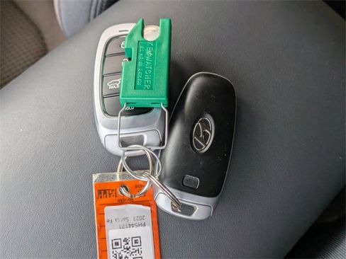 Used 2023 Hyundai Santa Fe SEL image 38