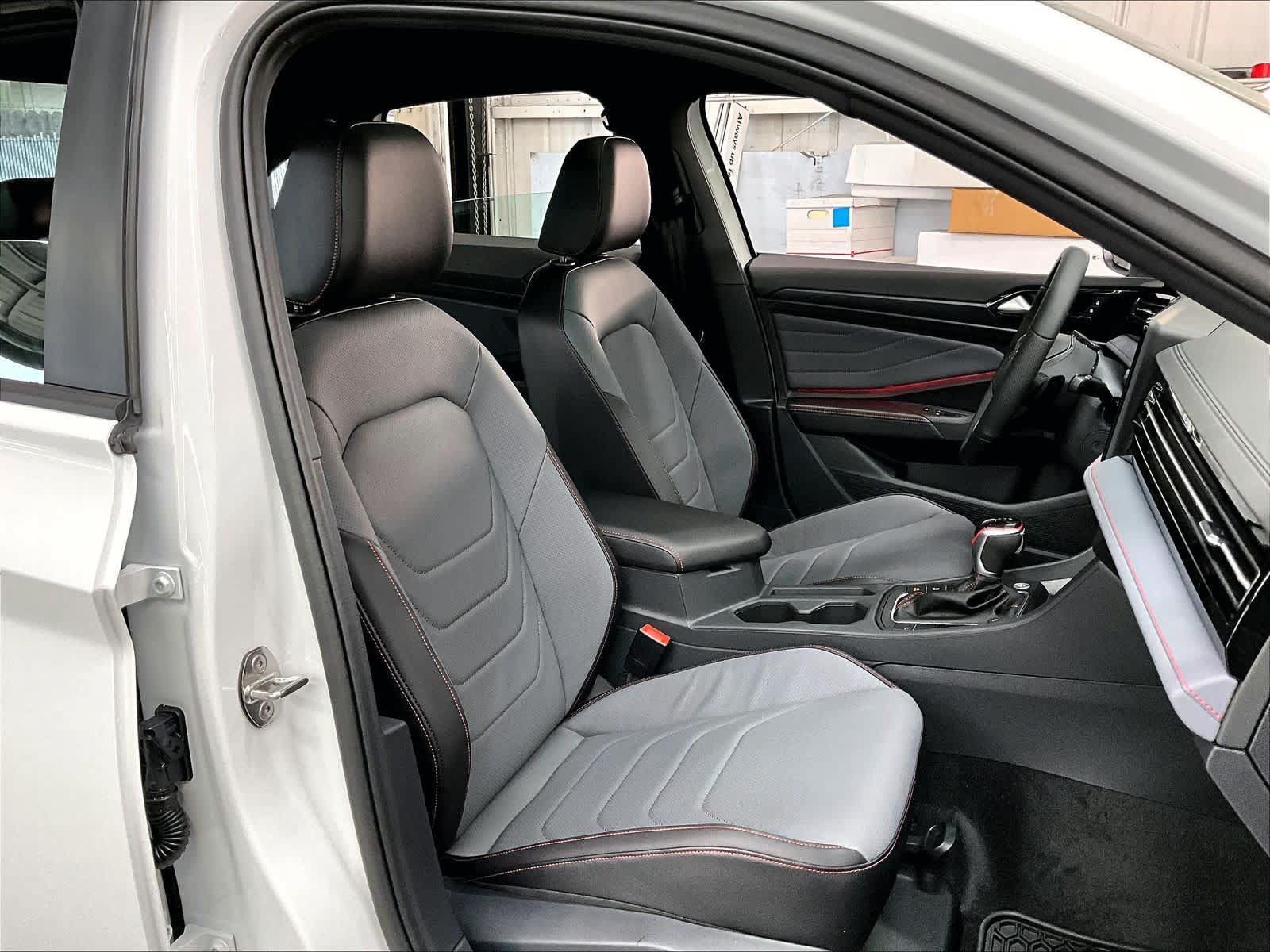 New 2026 Volkswagen Jetta GLI Autobahn FWD image 12