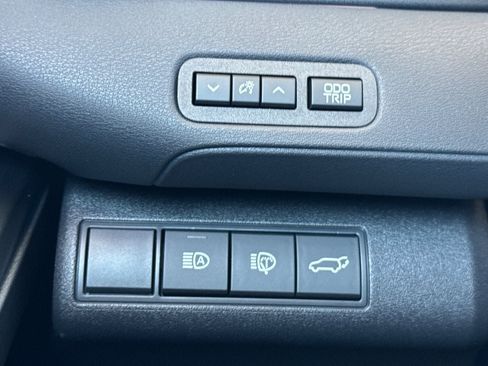 New 2026 Toyota C-HR AWD/4WD image 31