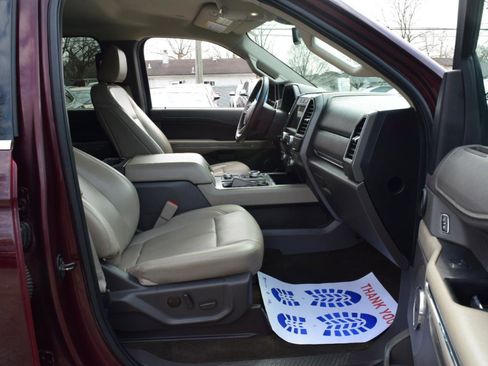 Used 2021 Ford Expedition XLT image 36