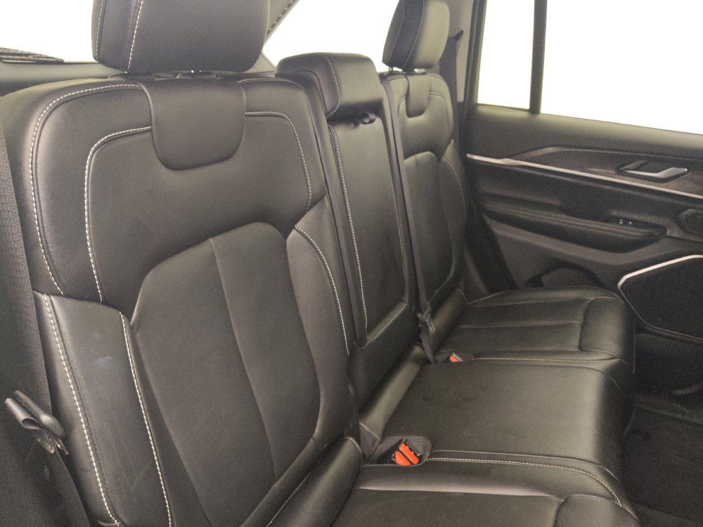 Used 2022 Jeep Grand Cherokee Limited RWD image 19