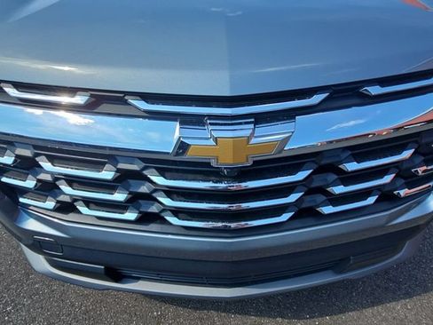New 2027 Chevrolet Equinox LT FWD image 34