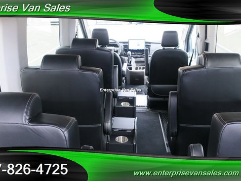 Used 2024 Ford Transit 350 XLT image 15