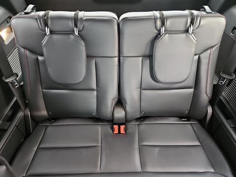 Used 2025 Ford Explorer ST-Line w/ Premium Package image 16