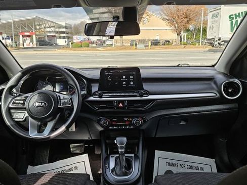 Used 2019 Kia Forte LXS image 10