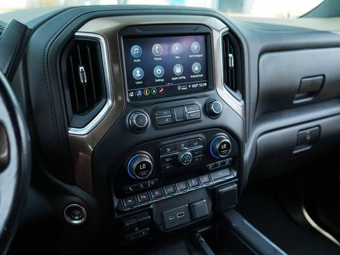 Used 2021 Chevrolet Silverado 1500 High Country AWD/4WD image 8