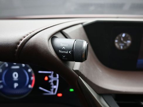 Used 2019 Lexus ES 350 350 image 26