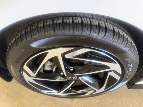 Certified 2026 Hyundai Sonata SEL FWD image 17